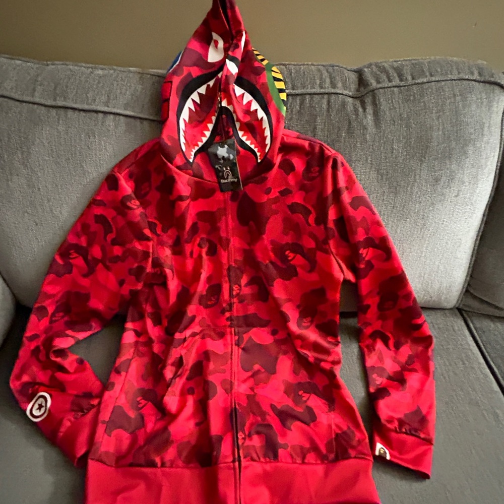 Baonmy Red Camo Shark Hoodie